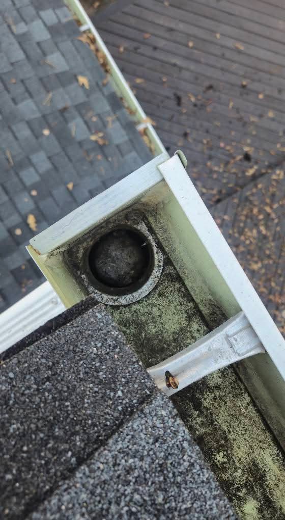 Gutter Guardians work photo 5